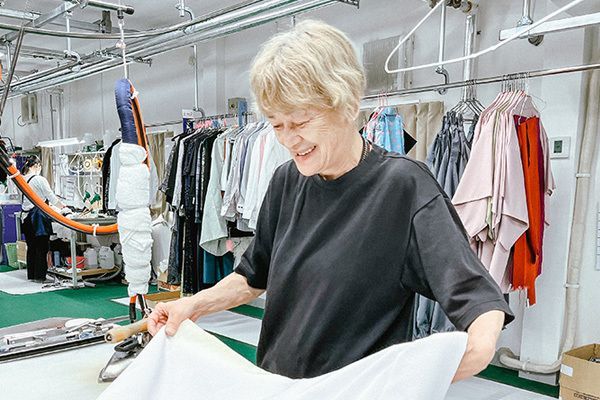 東京工場 仕上げ