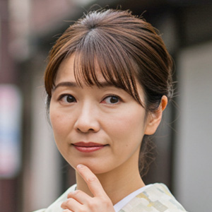 女性顔