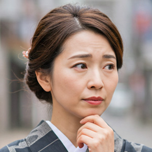 女性顔
